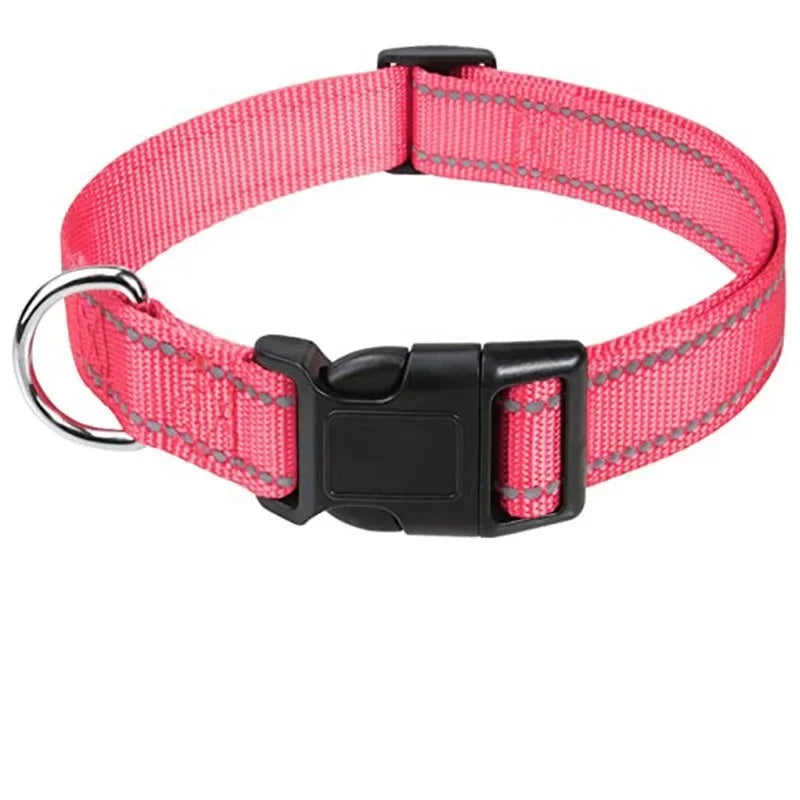 Collare Riflettente Regolabile per Cani – Nylon Resistente con Chiusura di Sicurezza e Alta Visibilità